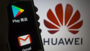 Google taglia i ponti a Huawei: stop agli aggiornamenti Android per i cellulari dell'azienda cinese